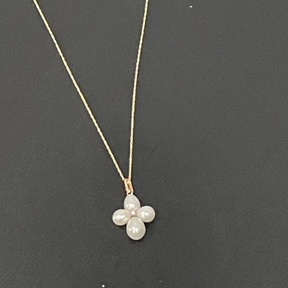 Vintage - 14K gold necklace with pearl pendant -Jacmel Jewelry Inc.